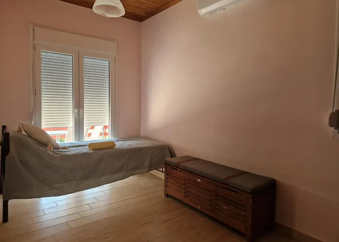 Happy By The Sea Nea Kallikrateia